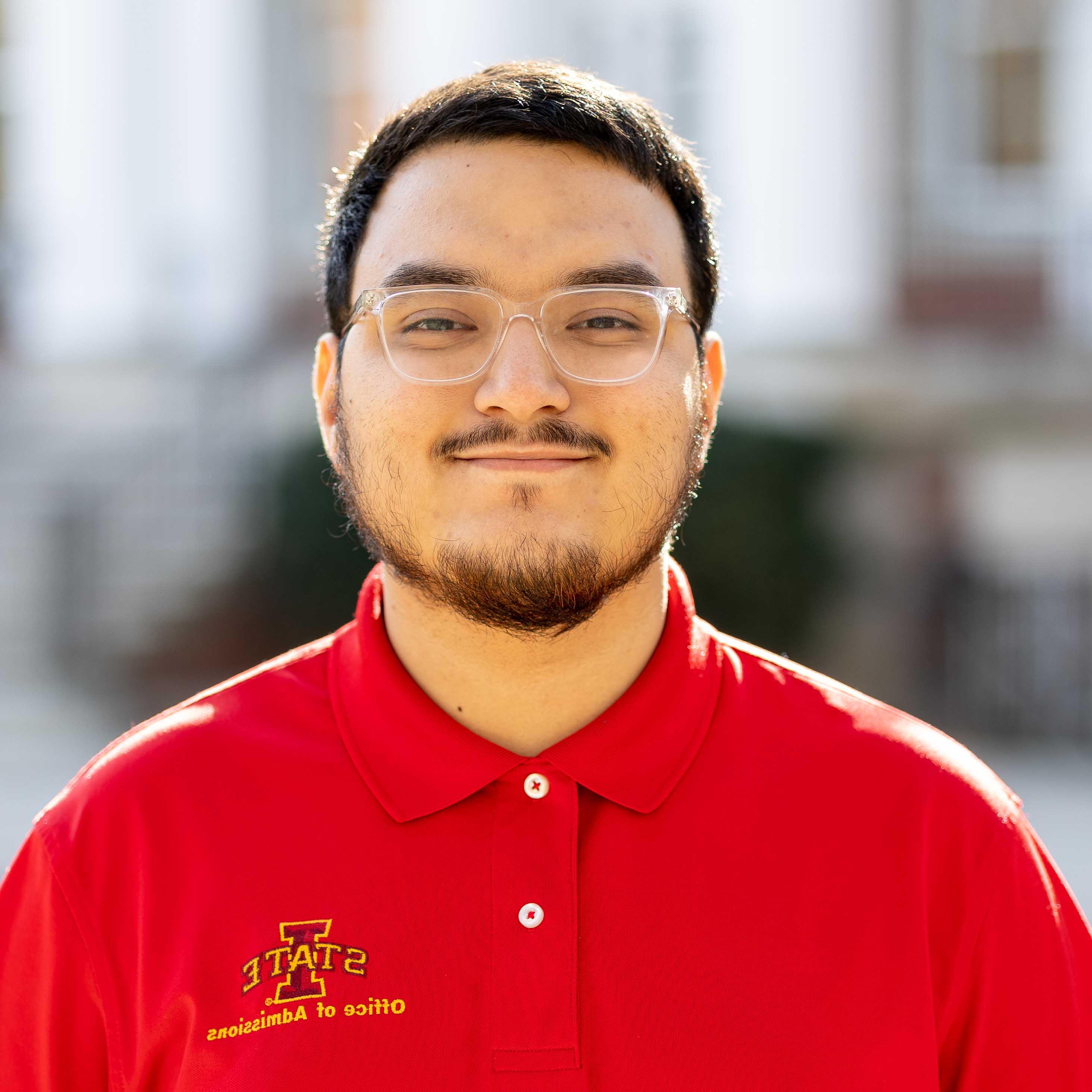 Jorge Leyva, Admissions Counselor